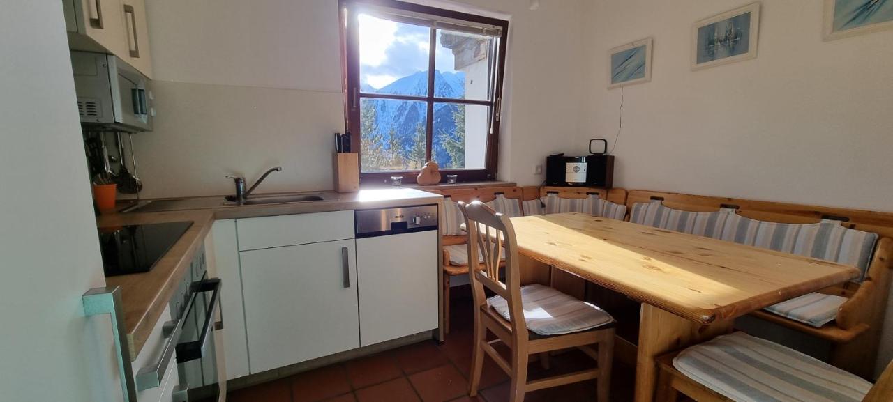 Ferienwohnung 4 Personen Alleinlage Am Wald Naehe Skigebiet Hochzeiger Йерценс Экстерьер фото