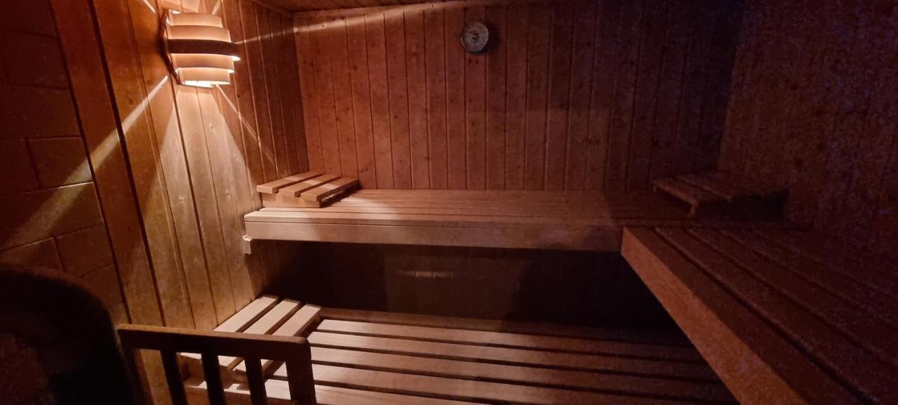 Ferienwohnung 4 Personen Alleinlage Am Wald Naehe Skigebiet Hochzeiger Йерценс Экстерьер фото